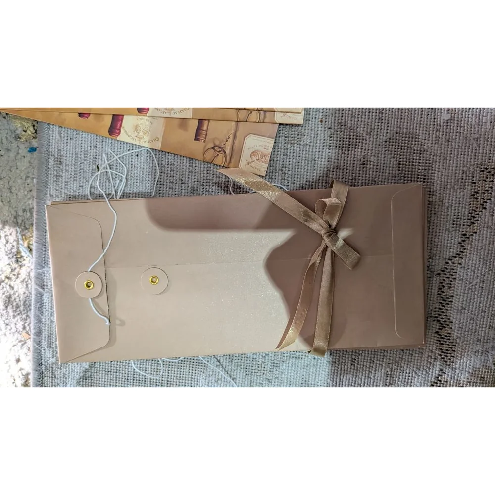 Vintage Wine Themed Boxed Stationery Set 12 Blank Cards 12 Envelopes Tri-Coastal